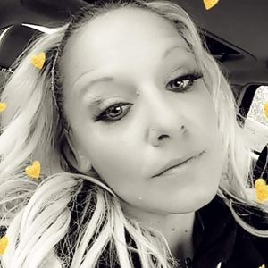 Meet your Posher, Chrissy